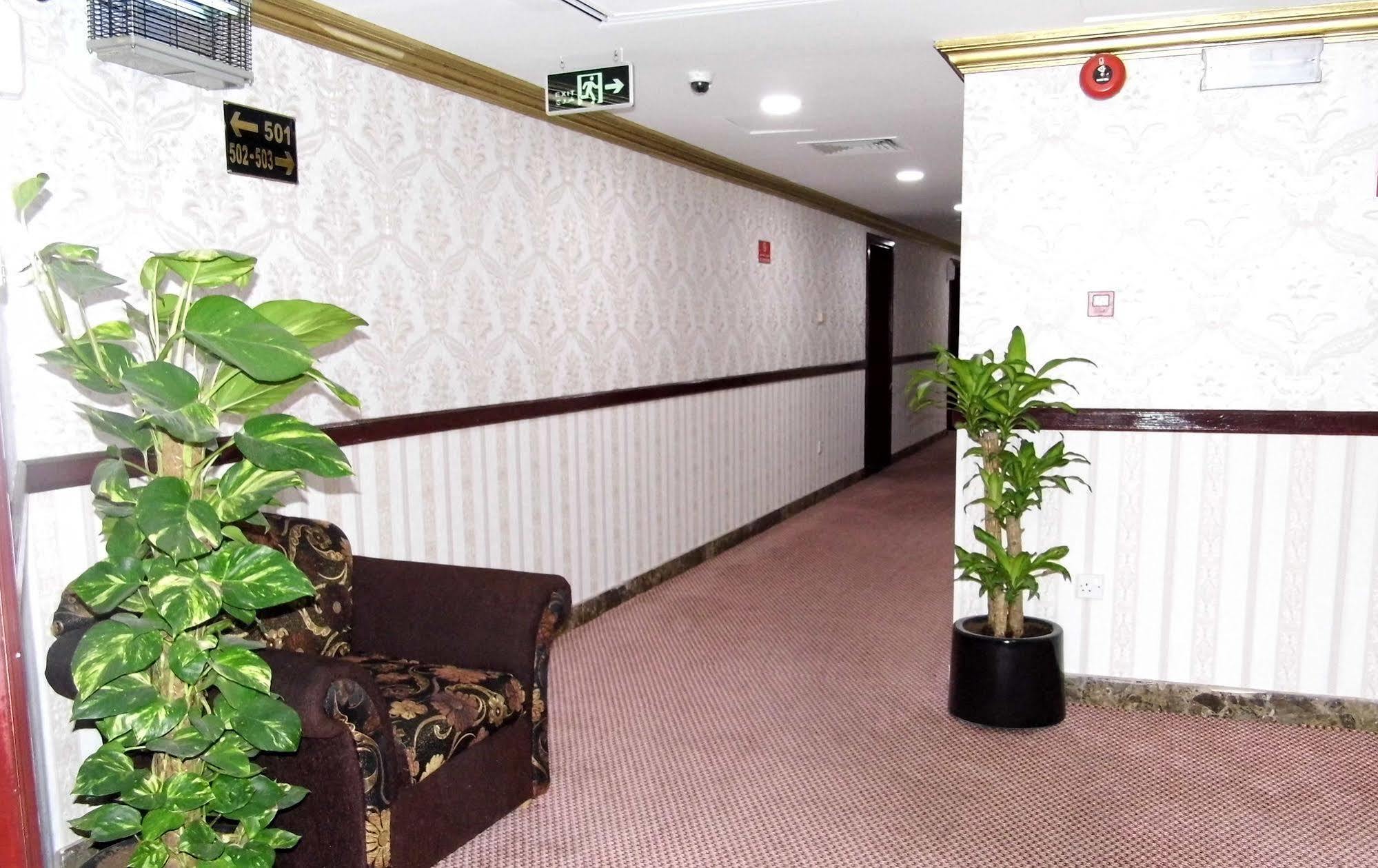 Al Zahabiya Hotel apartamentos Dubái Exterior foto